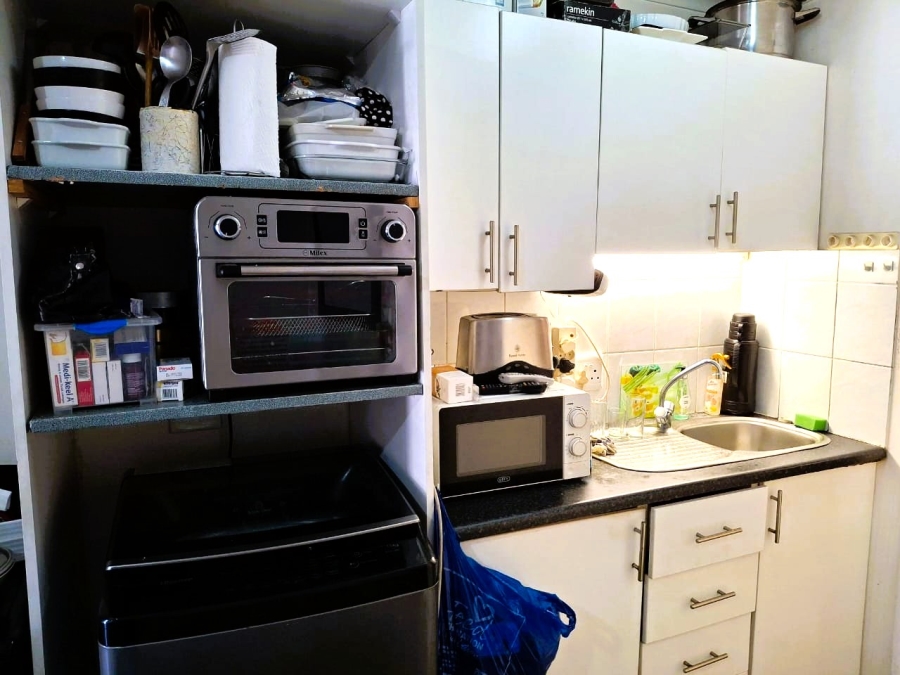 1 Bedroom Property for Sale in Morgenster Western Cape